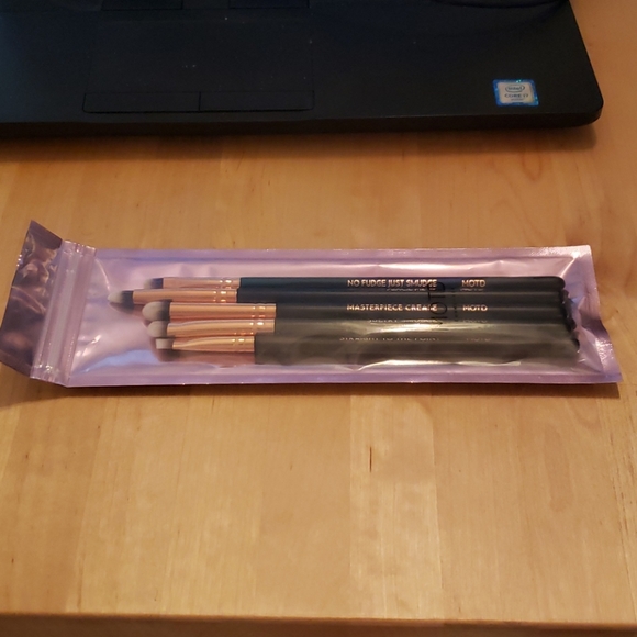 NIB MOTD cosmetics eye got it 5PC brush set - Picture 2 of 6